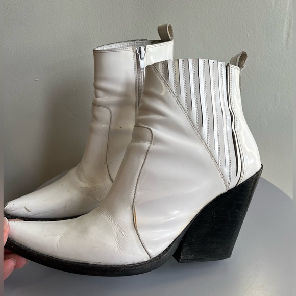 Jeffrey Campbell Shoes - Jeffrey Campbell Homage Point Toe Booties, White. Size 7.5